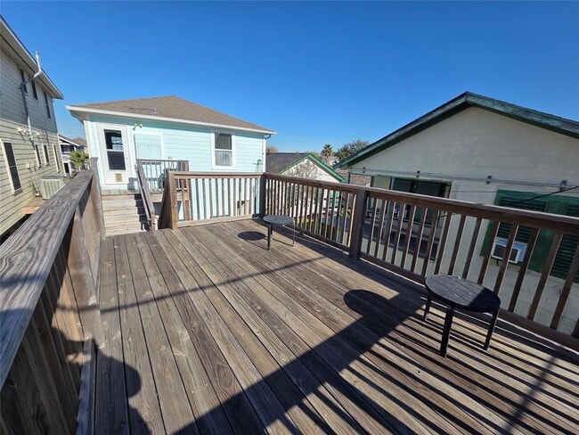 Building Photo - 5617 Avenue R 1/2