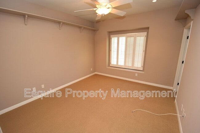 Building Photo - 1674 Bushgrove Ct
