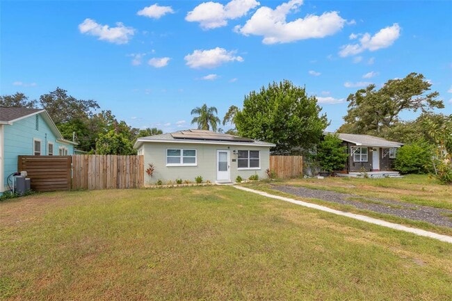 Building Photo - 1721 41st St S