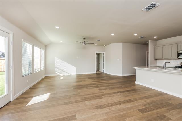 Building Photo - 805 Tidal Dr