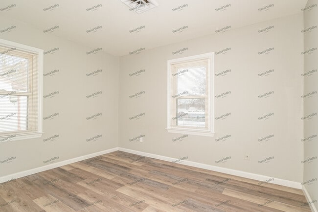 Building Photo - 1220 St Bernadette Ln