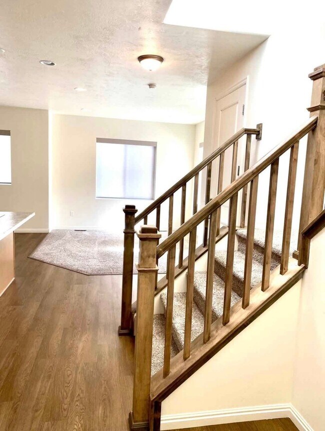 Building Photo - 15088 S Wild Horse Wy