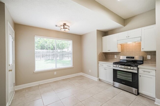 Building Photo - 14527 Golden Cypress Ln