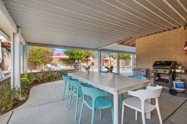 Building Photo - The Fig Ranch - Pool, Jacuzzi & Private Backyard! (Monthly Only - No Long Term)