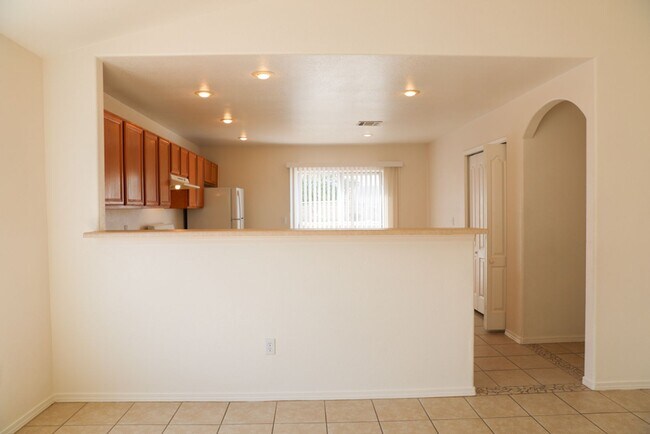 Building Photo - Nice and Spacious 4 Bedroom home Off Hwy 70 & Mesa Grande