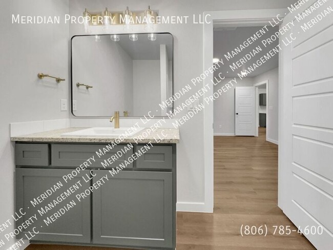 Building Photo - 2128 Kokomo-