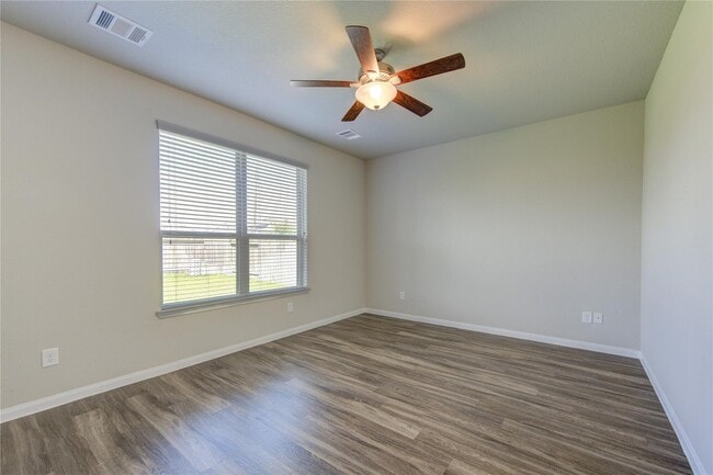 Building Photo - 3566 Paganini Pl