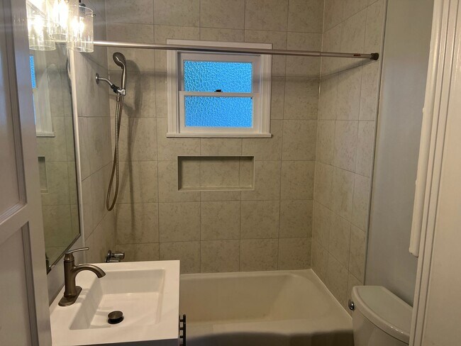 Building Photo - Mulberry Avenue