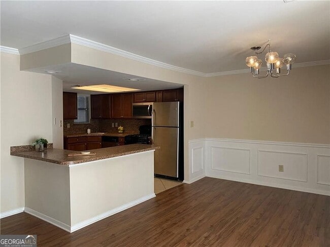 Building Photo - 2185 Palmyra Dr