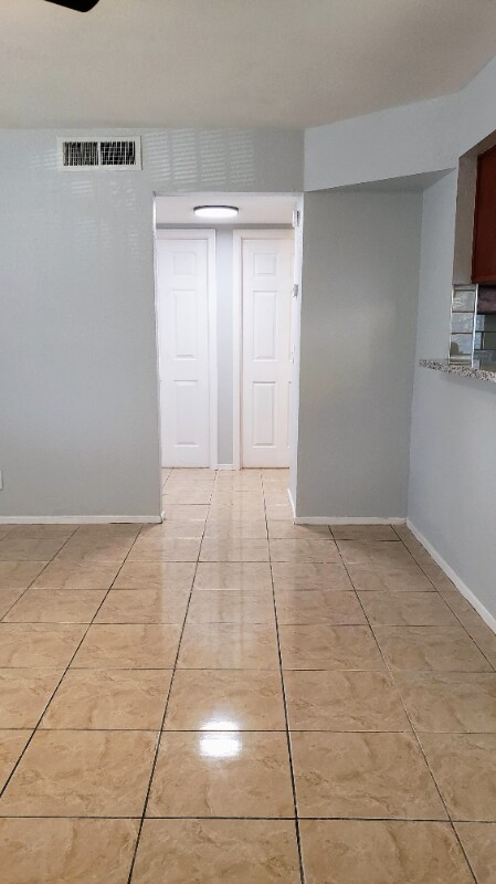 Building Photo - 1824 Fulstone Way