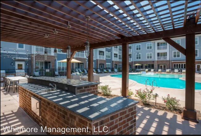 Building Photo - 301 Continental Pkwy