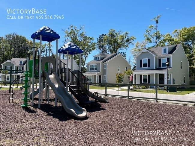 Building Photo - 26 Jolene Dr