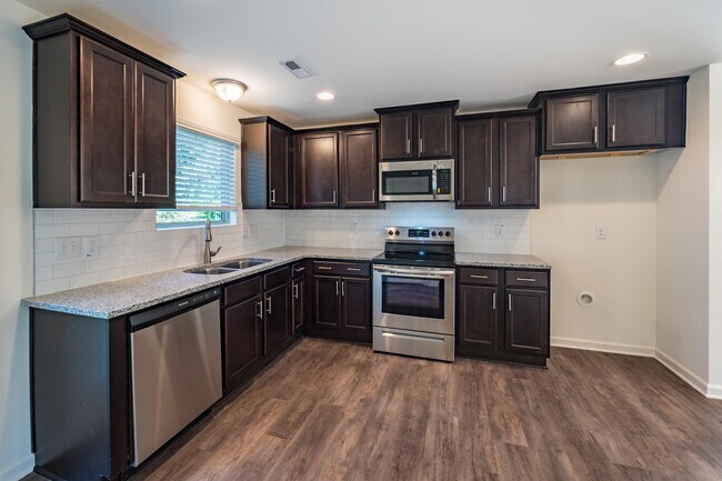 Building Photo - 510 Hobkirks Pl