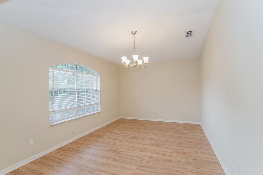 Building Photo - 3322 Brahma Ct