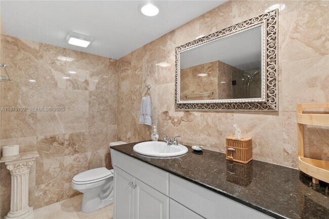 Building Photo - 3550 Galt Ocean Dr