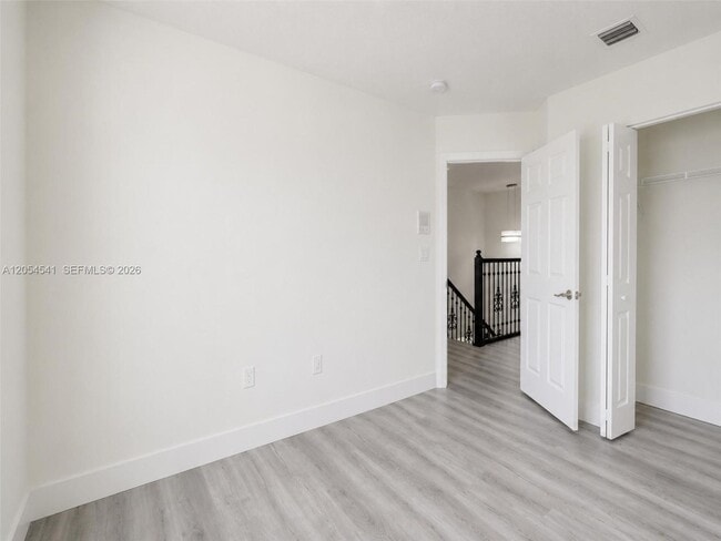 Building Photo - 10956 NW 73rd St