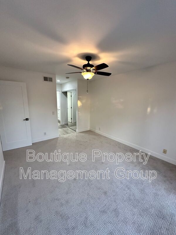 Building Photo - 34 Dianthus