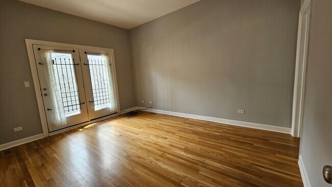 Building Photo - 509 N Hartland Ct