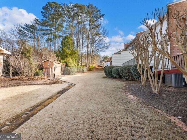 Building Photo - 6500 Gaines Ferry Rd