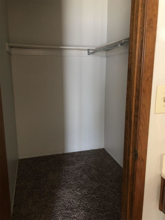 Building Photo - 3424 Running Deer Dr