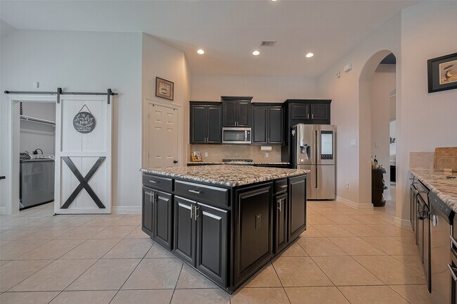Building Photo - 4227 Lodge Ranch Ct