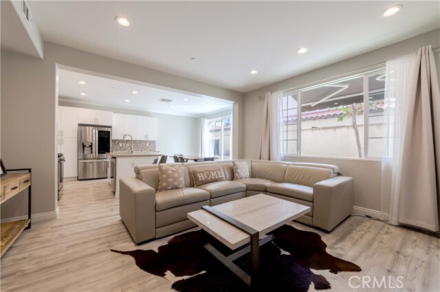 Building Photo - 10552 Sausalito Ct