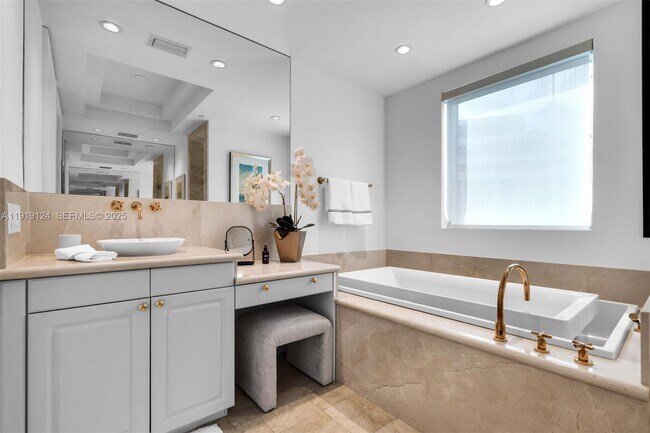 Building Photo - 10295 Collins Ave