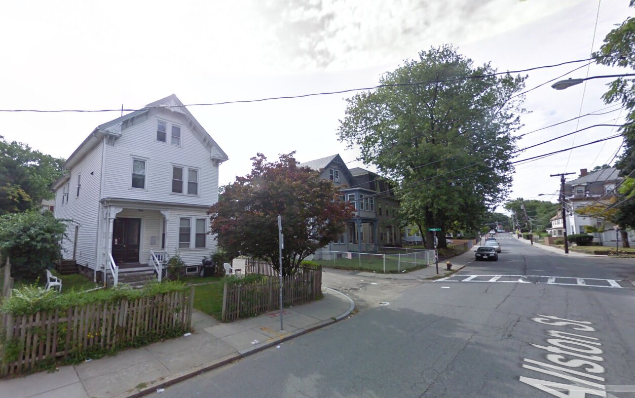 Building Photo - 38 Allston St