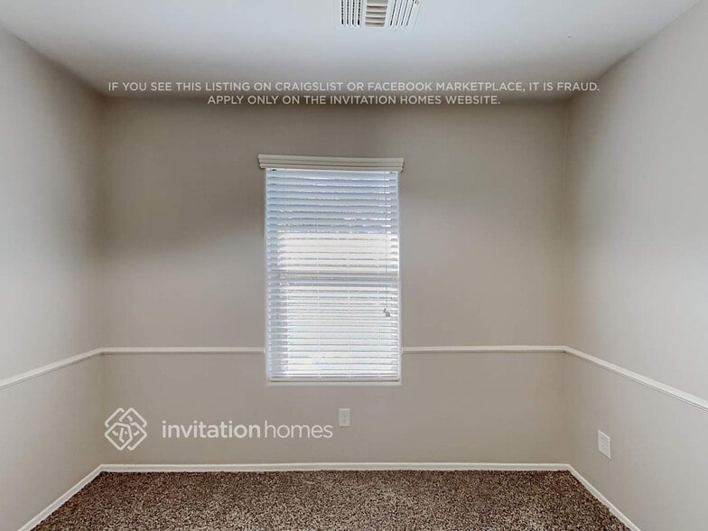 Building Photo - 1342 S Salem