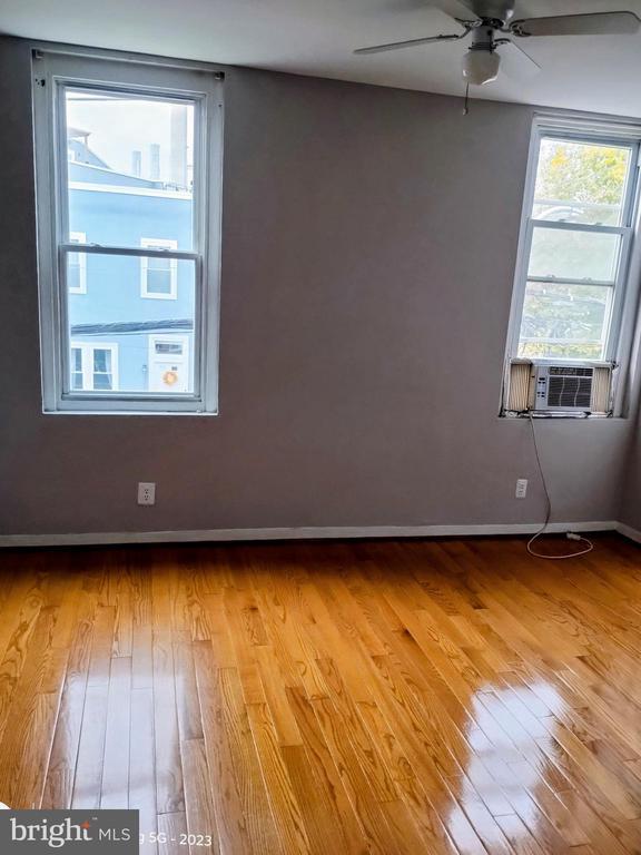 Building Photo - 919 S 25th St