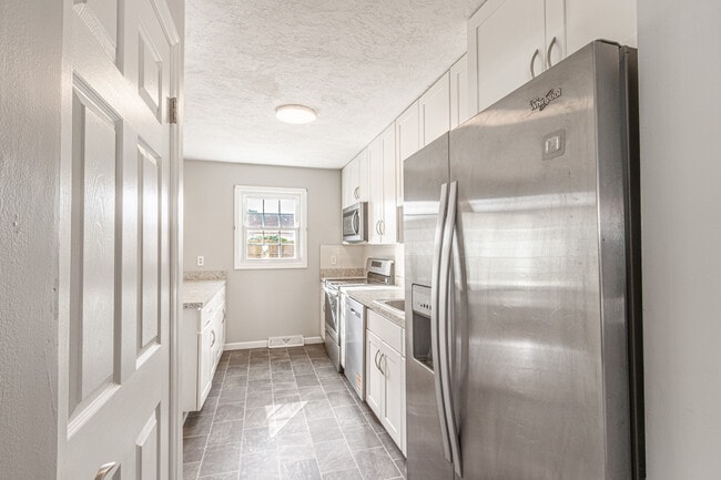 Building Photo - 3520 Tower Dr