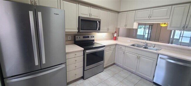Building Photo - 3531 Forest Branch Dr