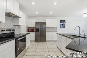 Building Photo - 11527 Arabette