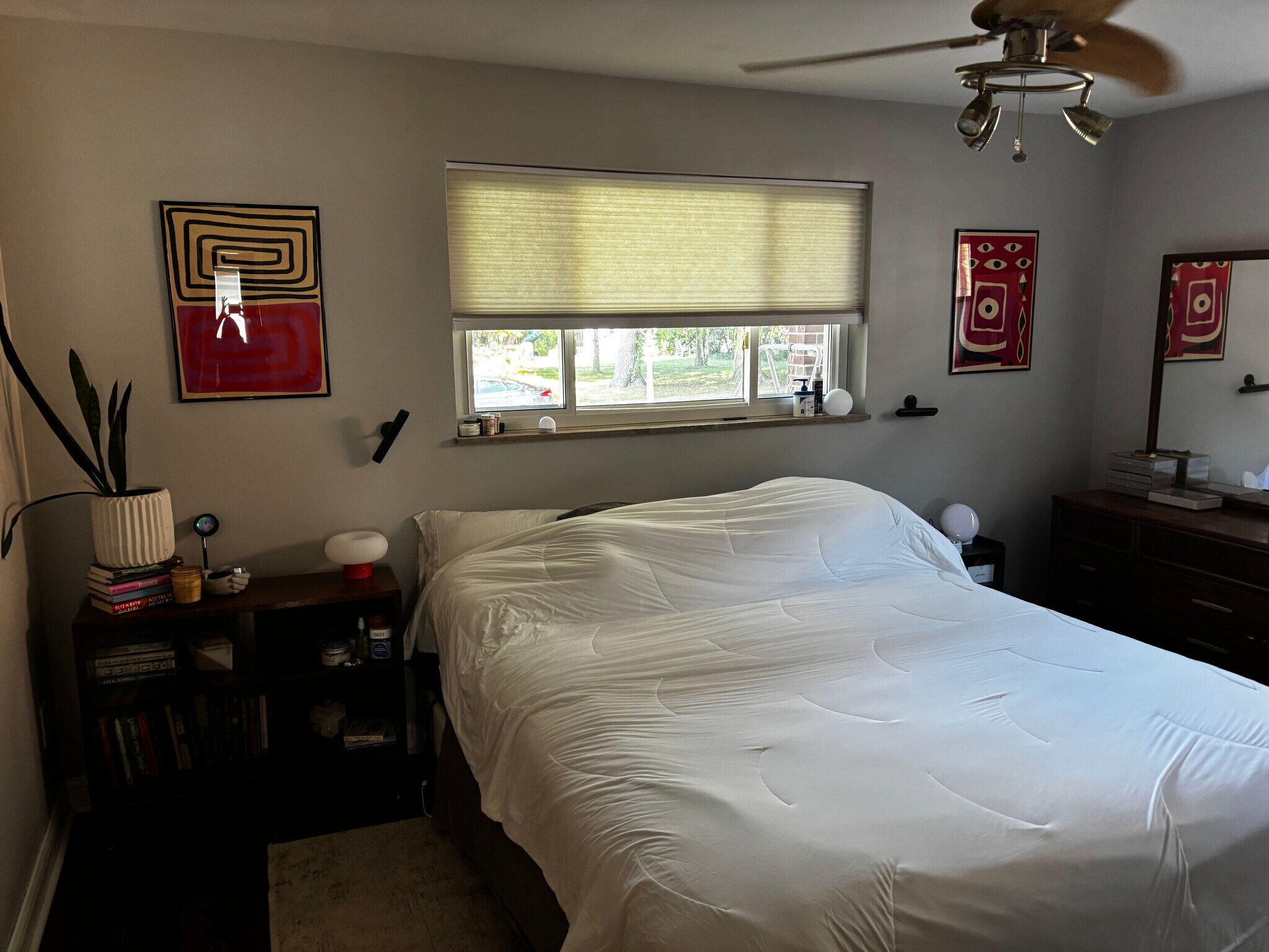 Bedroom1 - 6422 Fairhurst Ave