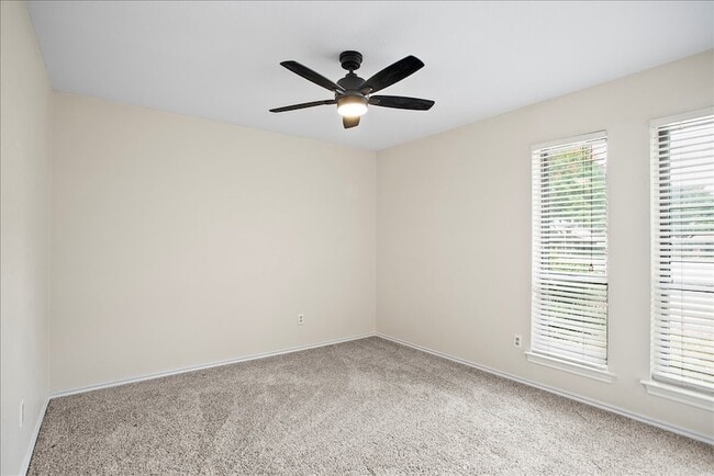 Building Photo - 2309 Lawndale Dr