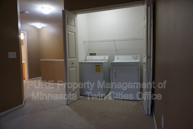 Building Photo - 506 Mariner Way