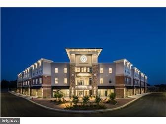 Building Photo - 4500 Linden Hill Rd