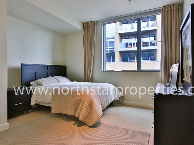 Building Photo - South Waterfront Atwater Perfection