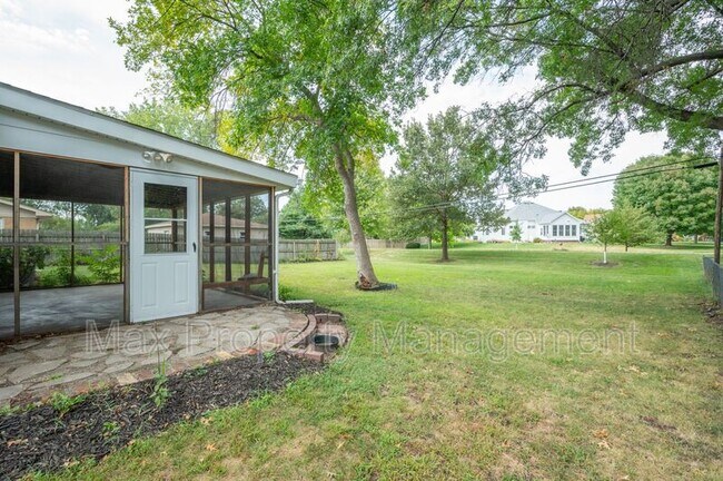 Building Photo - 5707 NW 66th Ave