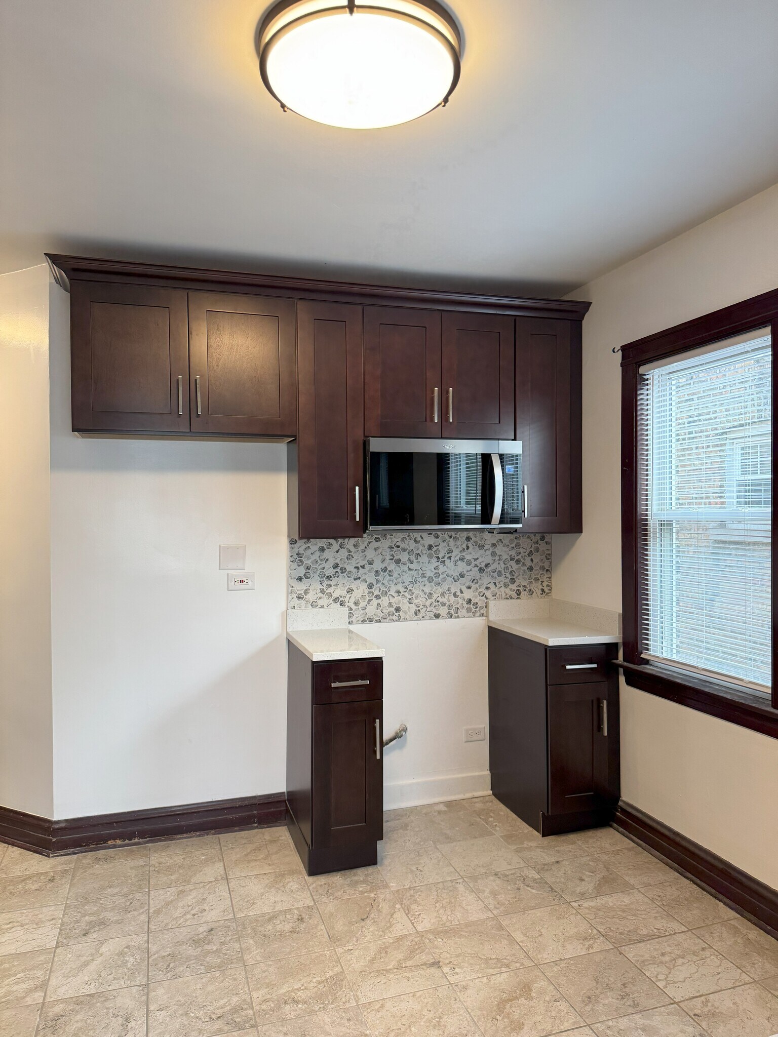 Stove, Fridge, Micro Hood Range - 4718 W Montana St