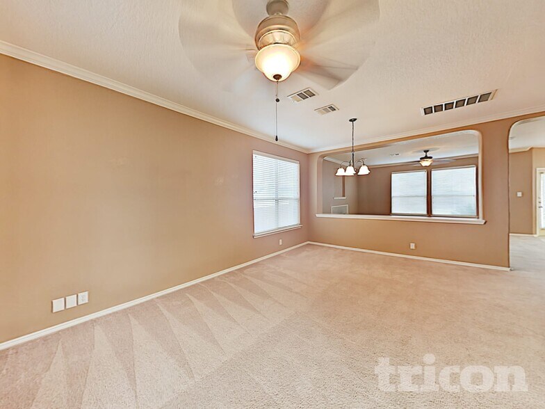 Building Photo - 2545 Sir Barton Bay Dr