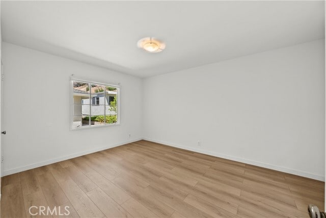 Building Photo - 523 Meadows Dr