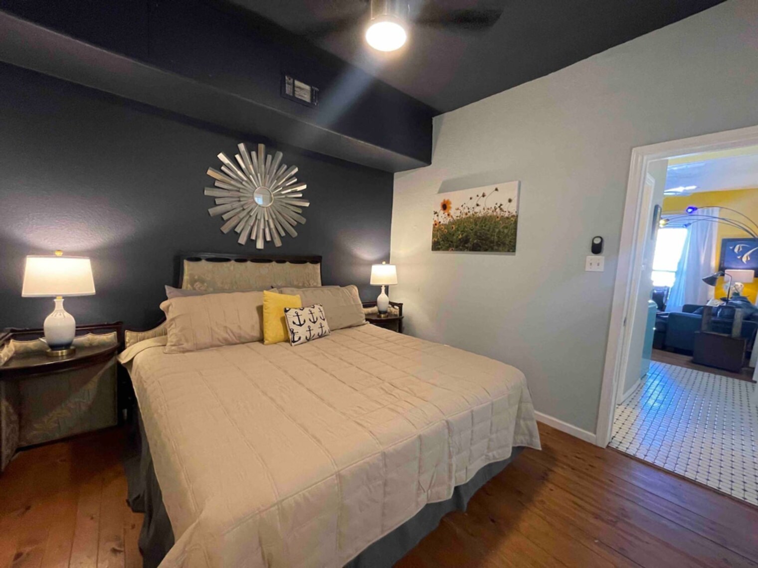 Building Photo - 2423 Avenue Q