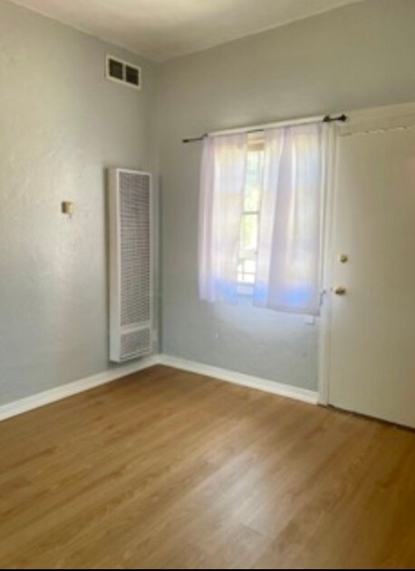 Building Photo - 6089 1/4 Cashio St