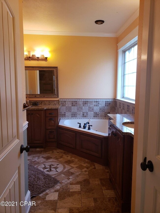 Building Photo - 2719 Talon Ct