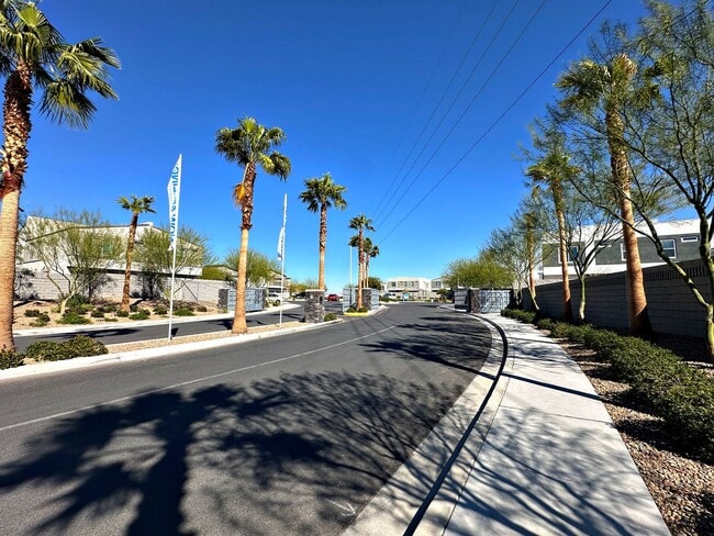 Building Photo - 1 WEEK FREE RENT! BRAND NEW BUILD! 2 BEDROOM TOWNHOME!