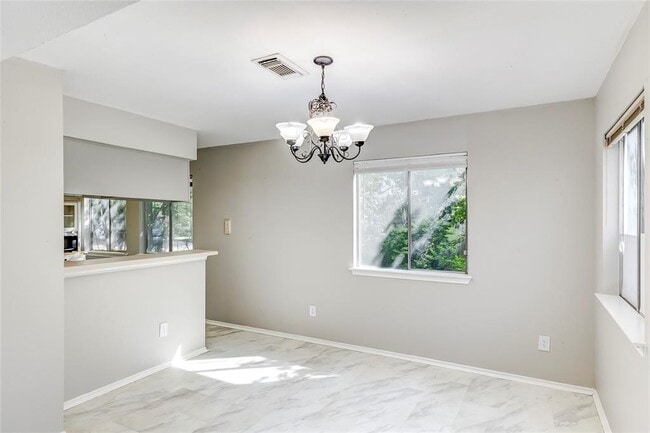 Building Photo - 6415 Jennings Dr