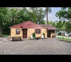 Building Photo - 234 N Hamilton St