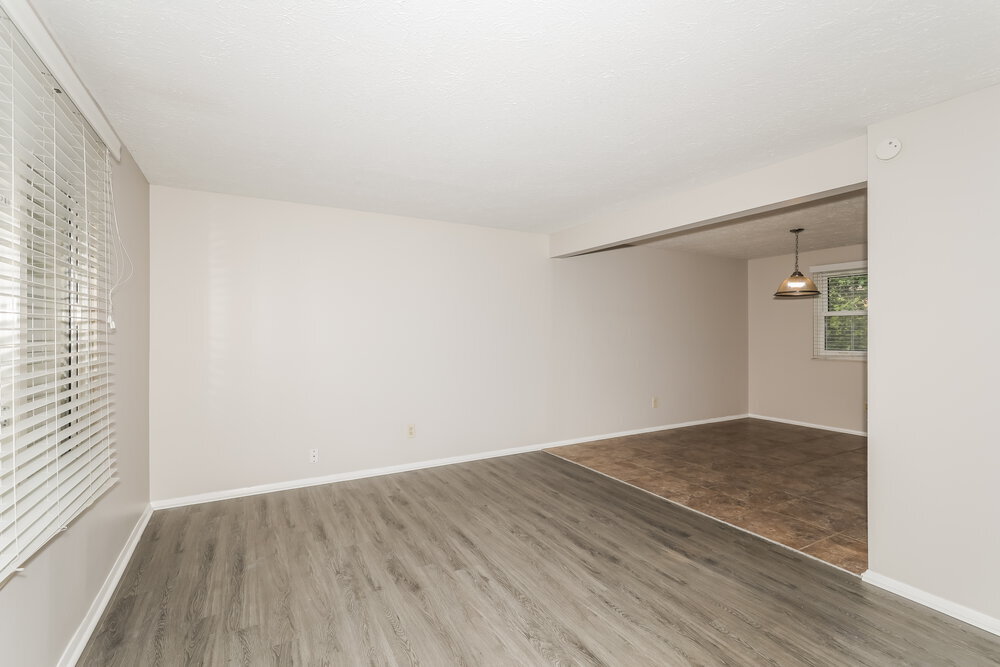 Building Photo - 8931 Squire Ct