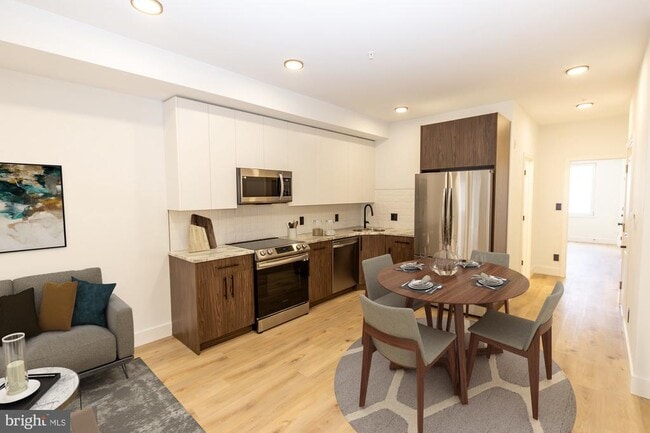 Building Photo - 2207 N 4th St